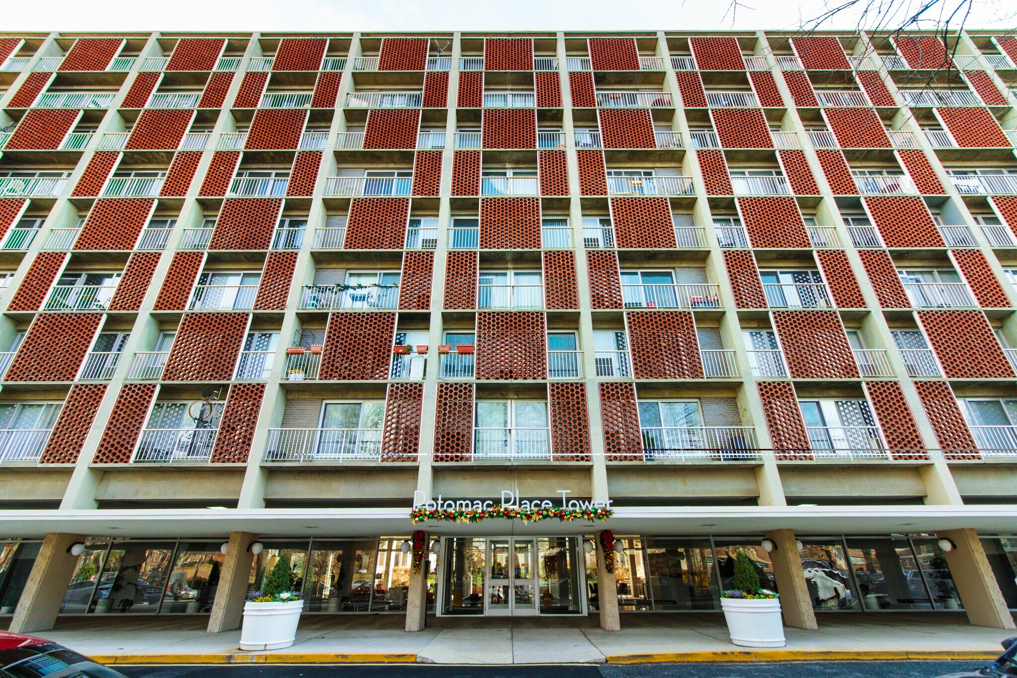 Building Photo - 800 4th St SW