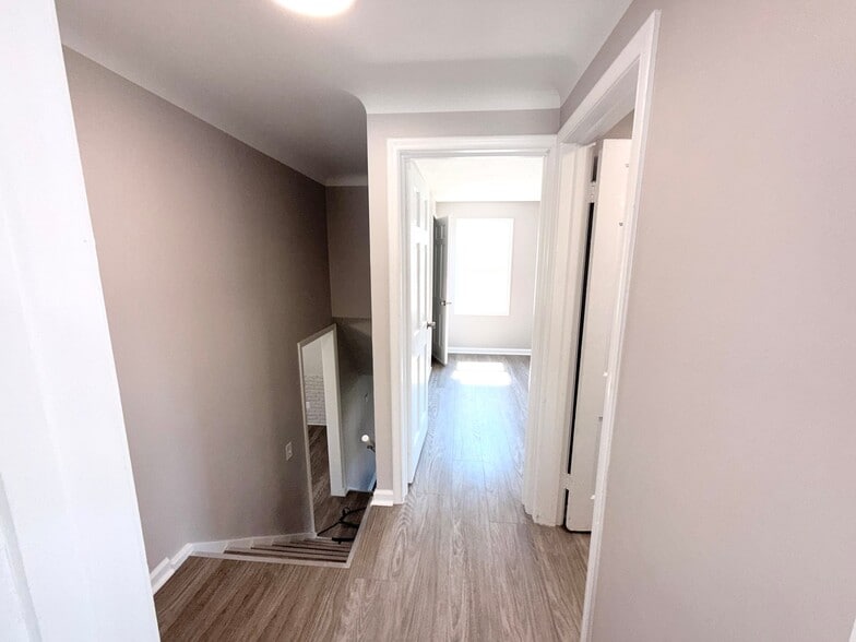 Building Photo - 22079 Rausch Ave