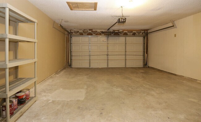 Building Photo - 13339 Somersworth Dr