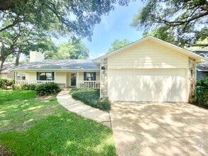 Building Photo - 1210 Whitewood Way