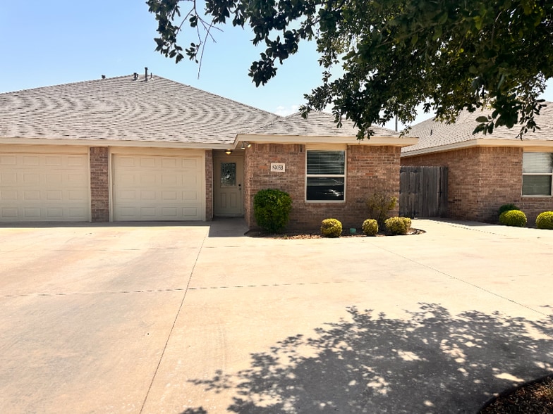 Building Photo - 5205 Graceland Dr