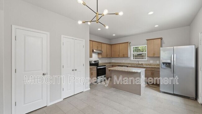 Building Photo - 1035 Cedar Grove Trail