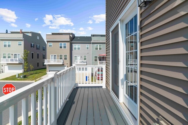 Building Photo - 16201 Bright Star Wy