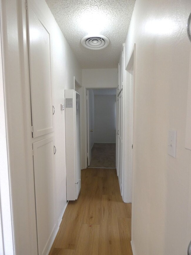 Building Photo - **Available NOW in Whittier!**