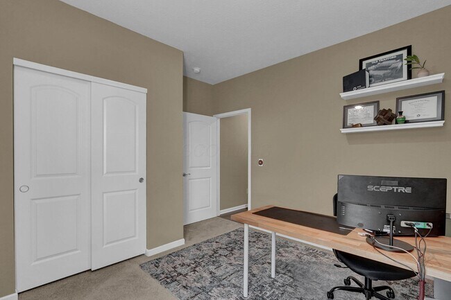 Building Photo - 272 Mannaseh Dr W