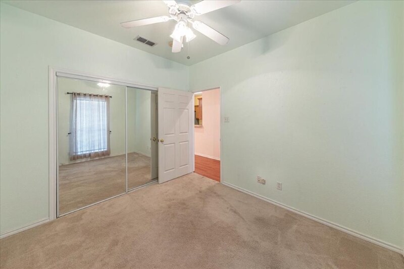 Building Photo - 400 Gaither St