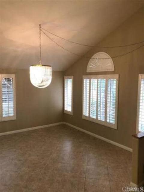 Building Photo - 613 Diamond Dr