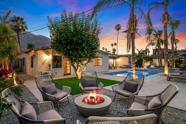 Primary Photo - 620 S Camino Real