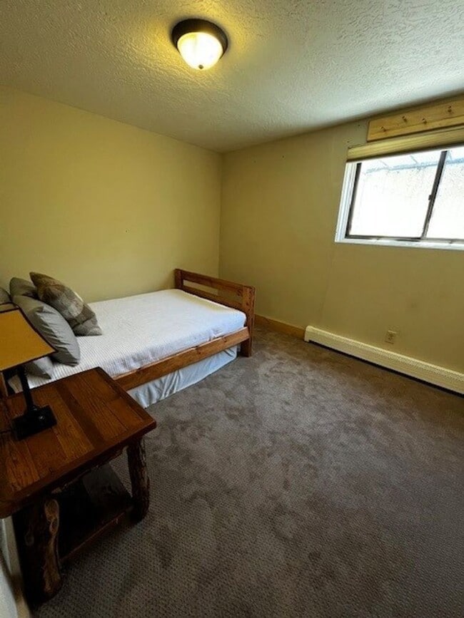 Building Photo - Long Term Rental- Dillon Valley East Y104