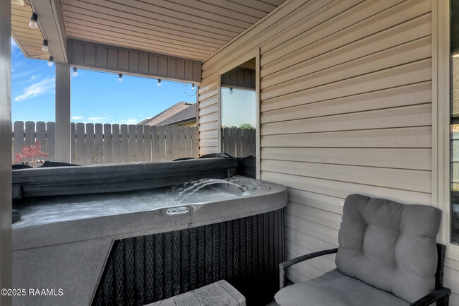 Building Photo - 101 Chestnut Oak Dr