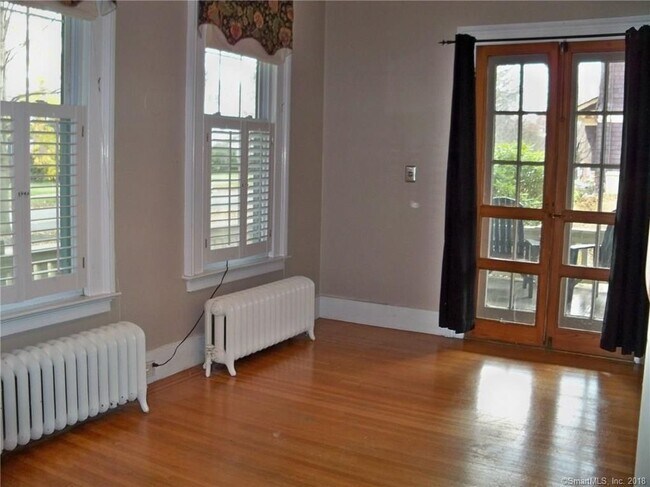 Kitchen - 309 S Main St