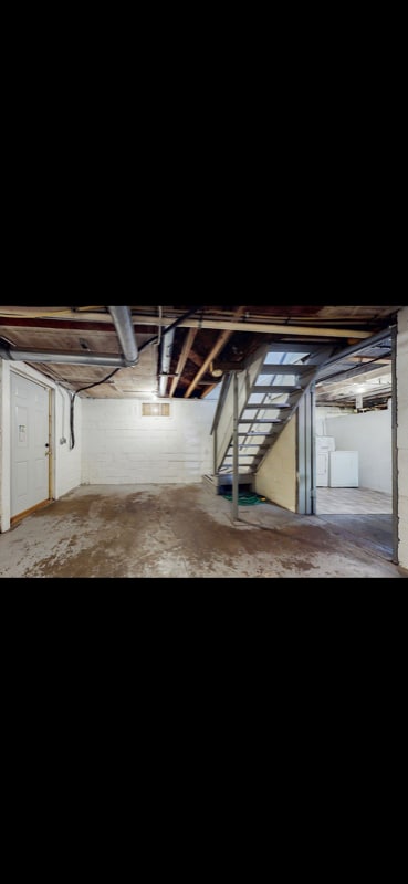 Building Photo - 228 Wilson Ave SW