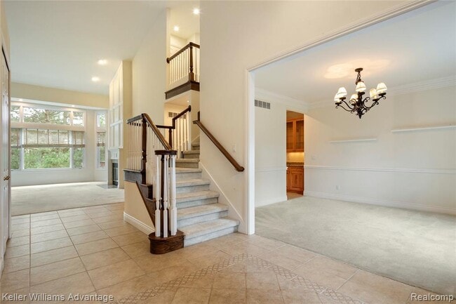 Building Photo - 47611 Manorwood Dr