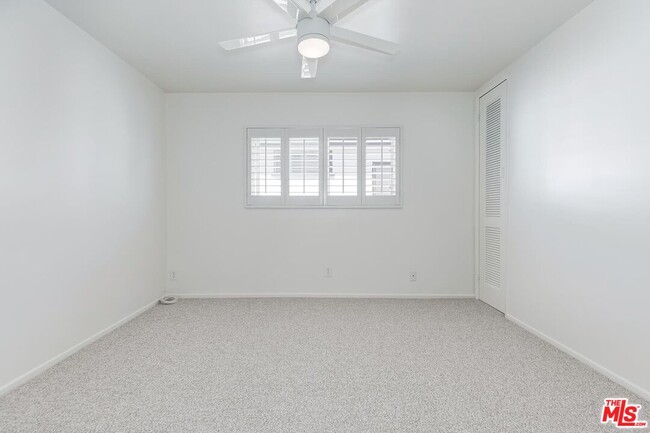 Building Photo - 710 Pier Ave
