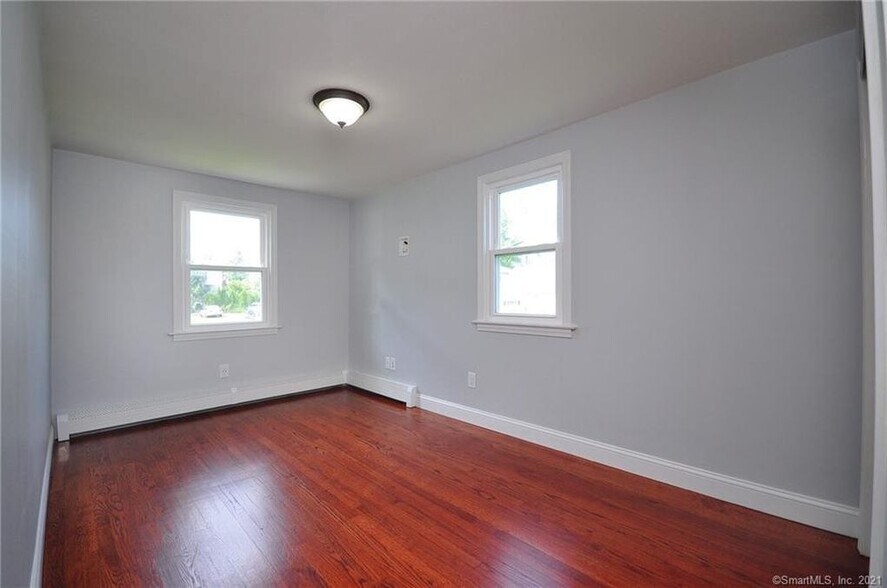 Building Photo - 135 Connecticut Ave