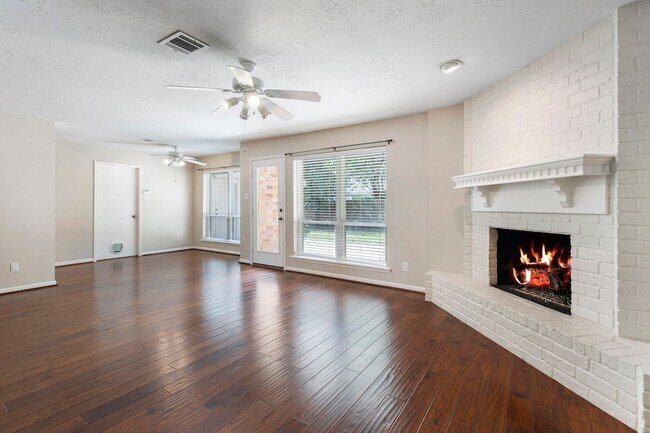 Building Photo - 11510 Timberwild St