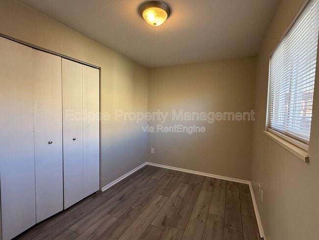 Building Photo - 2810 Bookcliff Ave