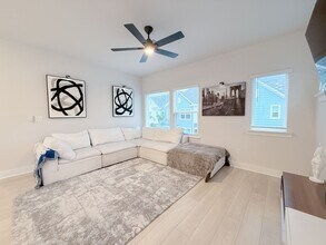 Building Photo - Resort-Style Living in eTown | Gated Community + Top Amenities
