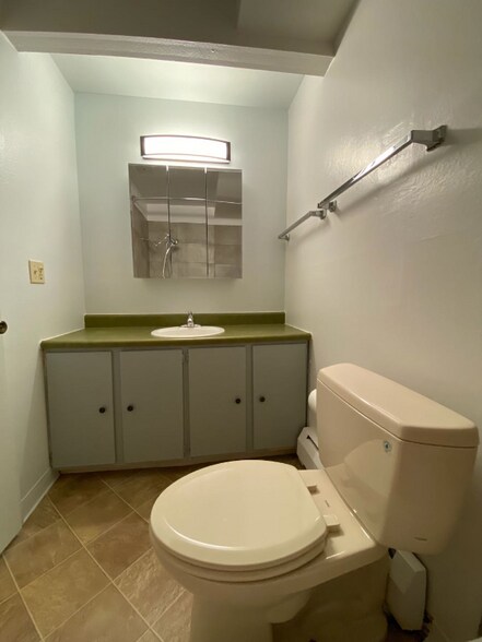 Building Photo - 2707 Valmont Rd