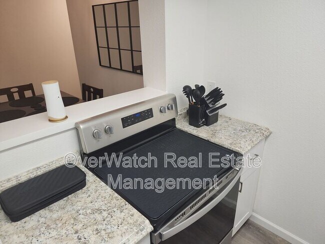 Building Photo - 4620 Reka Dr