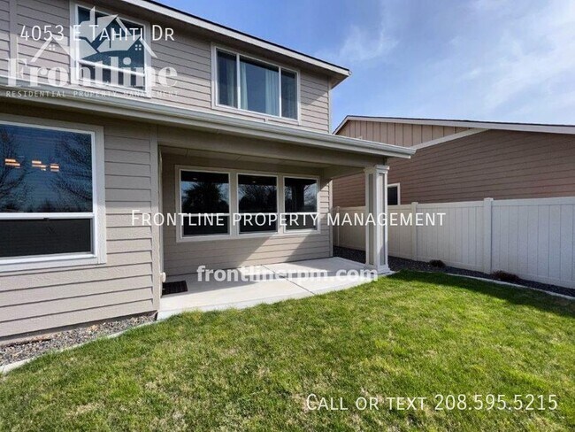 Building Photo - 4053 E Tahiti Dr