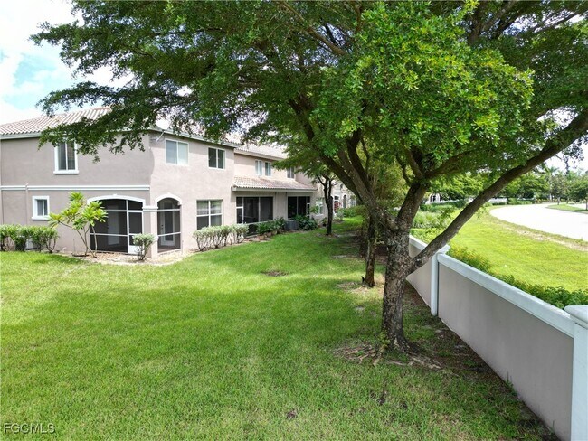 Building Photo - 9999 Chiana Cir