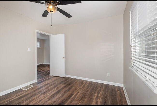 Building Photo - OX Properties