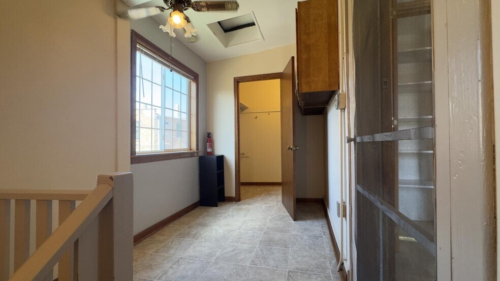 Building Photo - 3340 S Parnell Ave