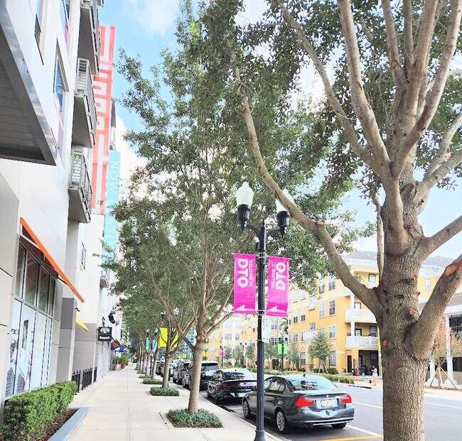 Building Photo - FOR RENT!!!  Beautiful Pool View Wood Floors Condo @ Park North Downtown Orlando!