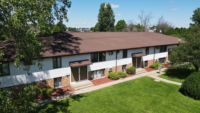 Building Photo - Freedom Park Apartments