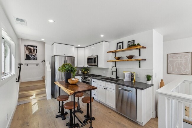 Building Photo - Corona Heights: Newly Renovated Victorian Home with EV Charging and Gorgeous Yard