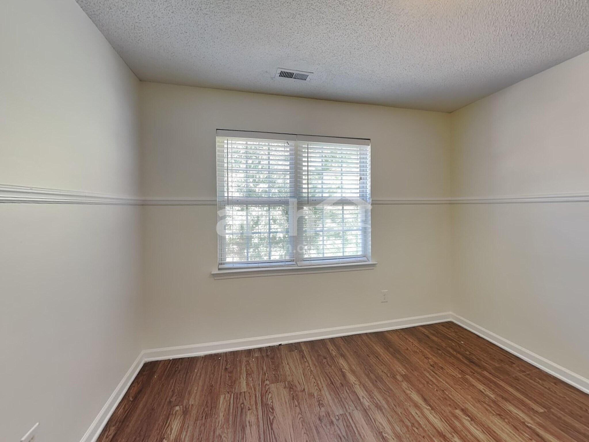 Building Photo - 14519 John Beck Dr