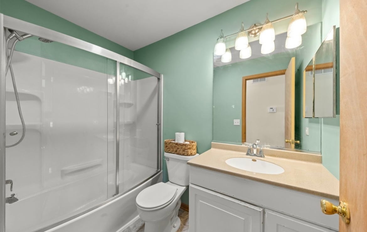 Building Photo - 2024 Grayhawk Dr