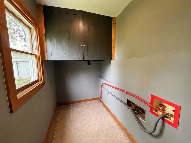 Building Photo - Cozy 2-Bedroom Home for Rent in Atalissa IA!