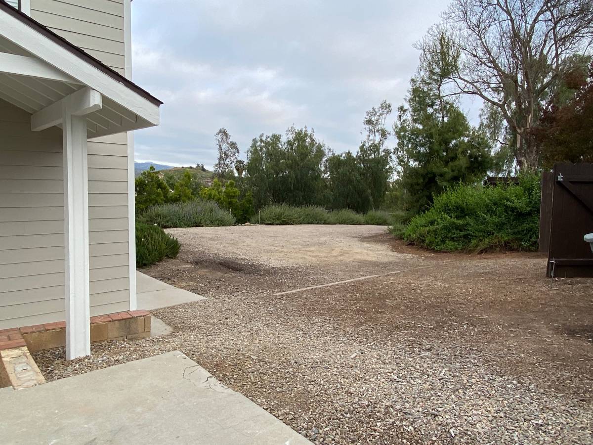 Driveway / Parking Area - 1324 La Honda Dr
