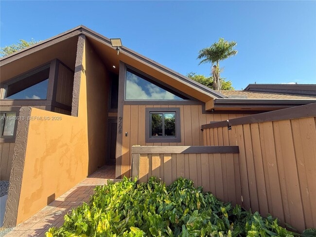 Building Photo - 9208 SW 132nd St