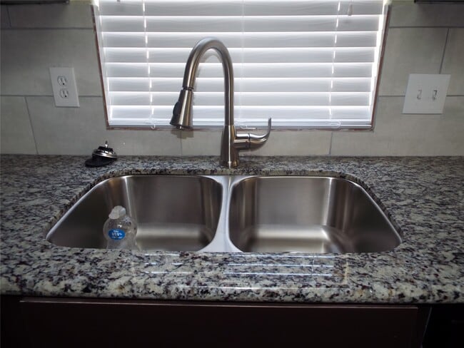 Building Photo - 17322 Baronshire Dr