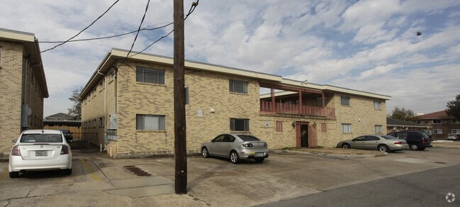 Primary Photo - 1610 Carrollton Ave