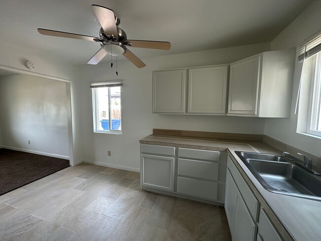 Building Photo - Nicely remodeled home