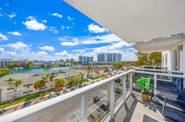 Building Photo - 7928 West Dr