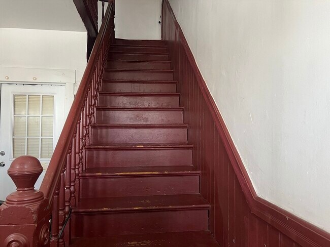 Building Photo - 272 Front St