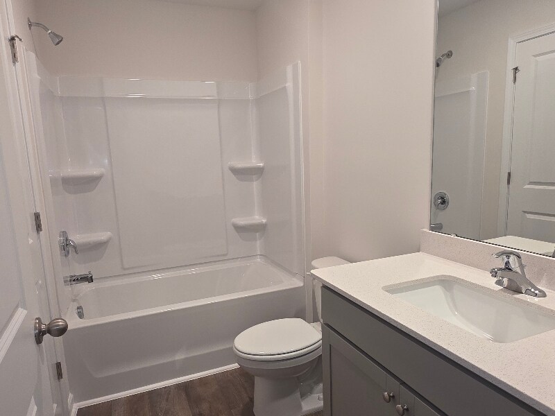 Building Photo - 408 Honeycutt Oaks Dr