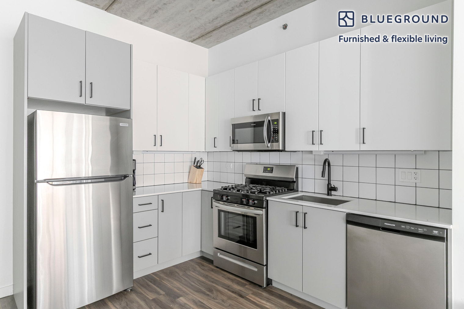 Building Photo - 61 W Erie St