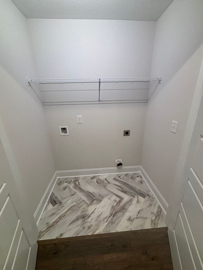 Building Photo - Open-Concept Gorgeous New Construction Home