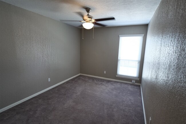 Building Photo - 850 Threadneedle St