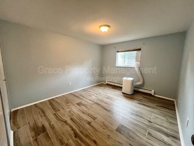 Building Photo - 5700 W 28th Ave