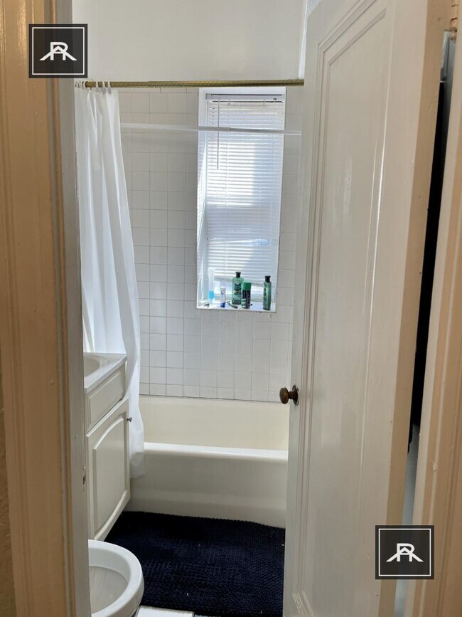 Building Photo - 1 bedroom in Brighton MA 02135