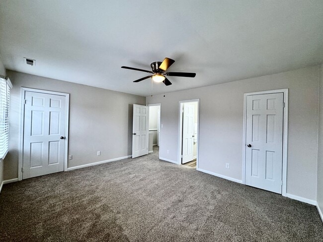 Building Photo - READY NOW!! Completely Updated 3-Bedroom Townhome in Kempsville Lake! Fenced Backyard - Pet Frien...