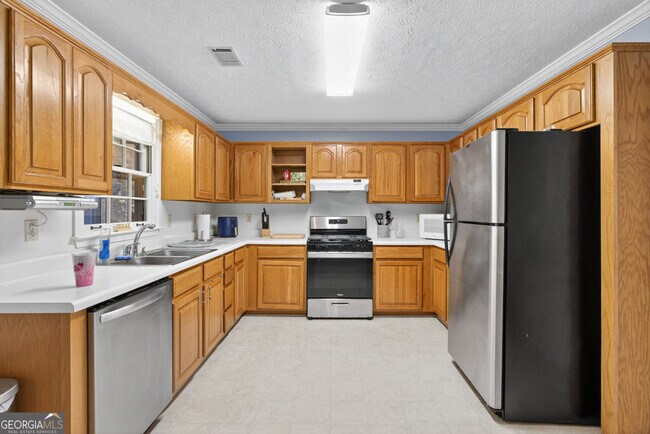 Building Photo - 2222 Amber Creek Trail