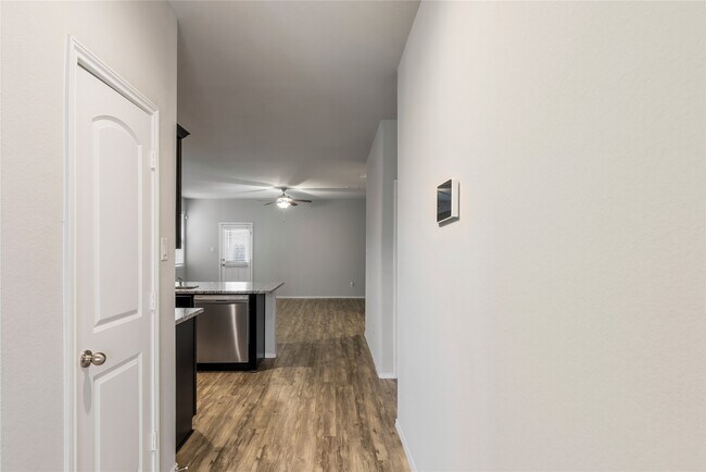 Building Photo - 7035 Bonaire Vista Ln